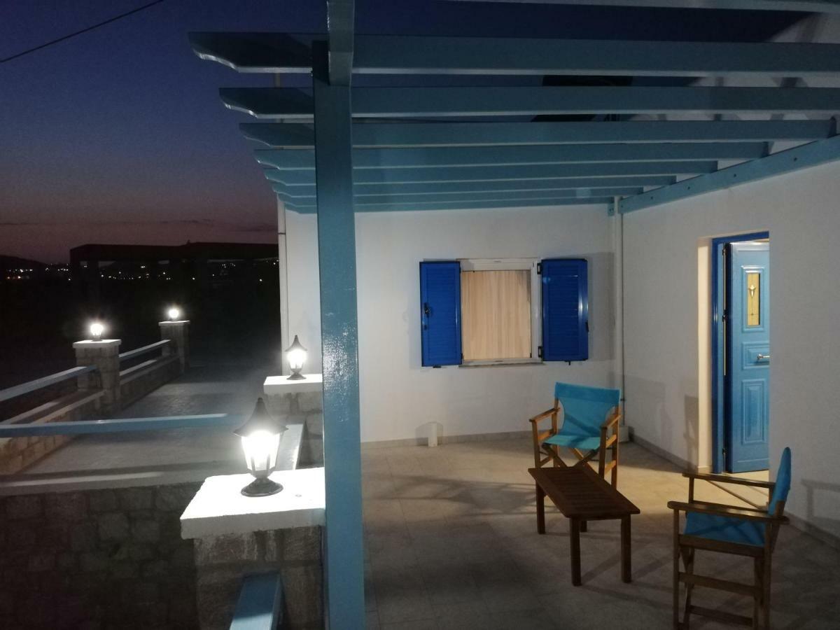 Iremia Rooms Adamantas Exterior photo